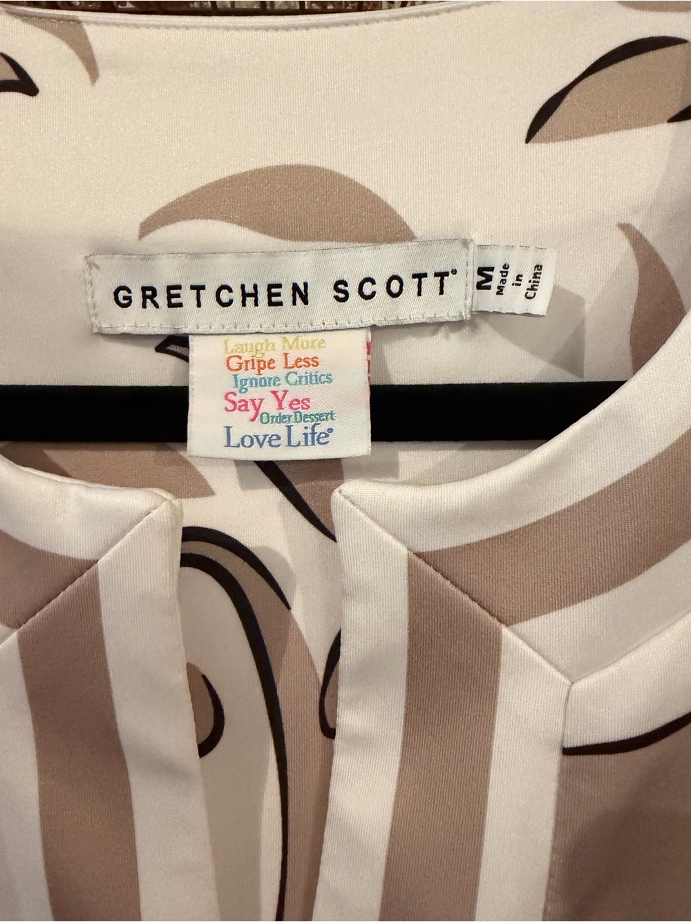 Gretchen Scott Jersey Split Neck Dress Khaki Full Bloom, Size M - Picture 7 of 7